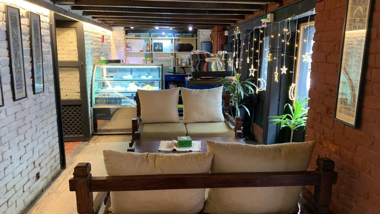 Hotel Thamel House - 6 Km From Boudhanath Stupa, קטמנדו מראה חיצוני תמונה